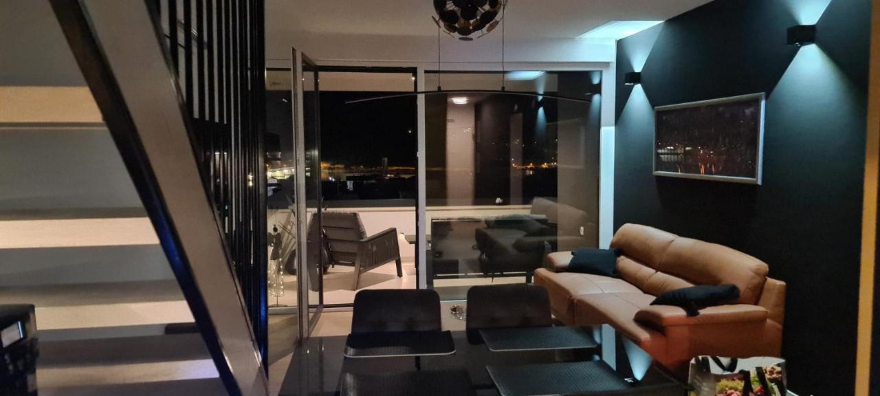 Penthouse Apartman Marcelina In Трогир Экстерьер фото