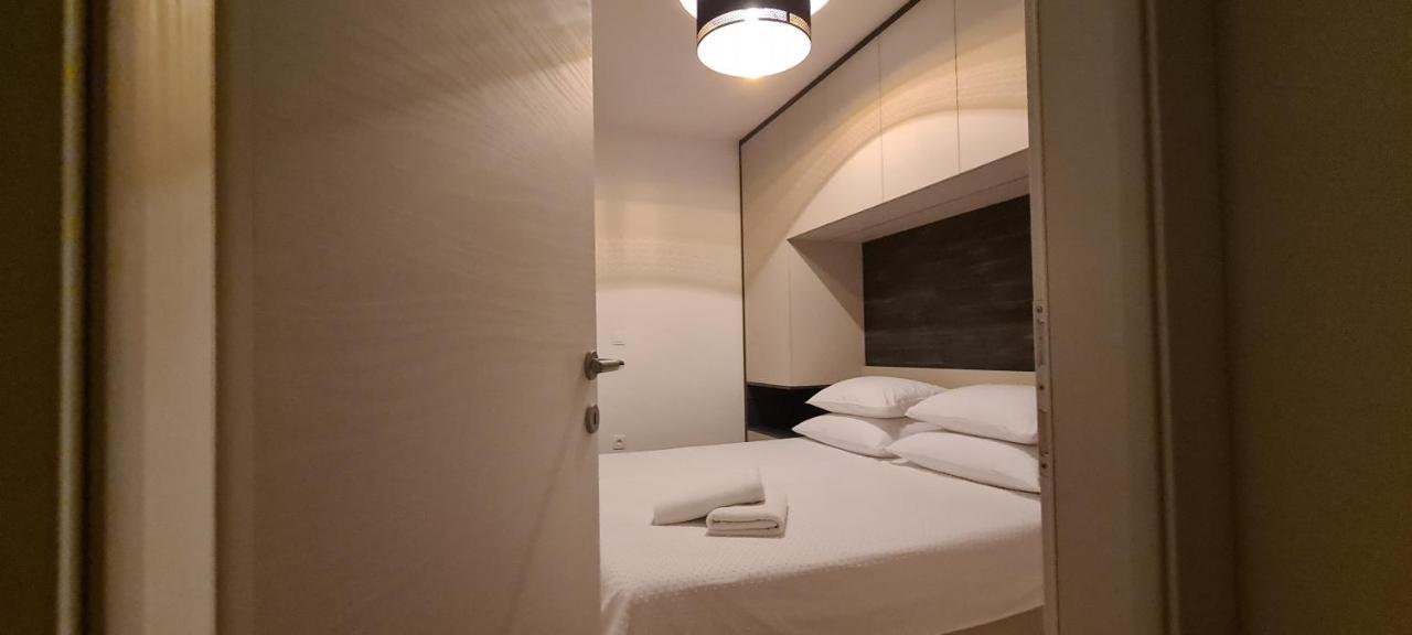 Penthouse Apartman Marcelina In Трогир Экстерьер фото