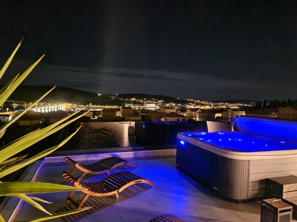 Penthouse Apartman Marcelina In Трогир Экстерьер фото